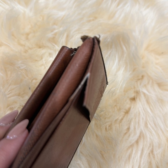 LV vintage man long monogram wallet in a fair condition - Picture 13 of 13